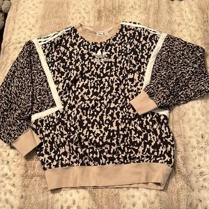 EUC animal print crewneck